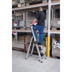 Günzburger Steigtechnik Stufen-Stehleiter einseitig begehbar mit clip-step 9 Stufen