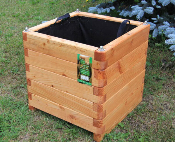 Hochbeet 100x100x95cm aus Lärche geschraubt mit Vlies, gerundeten Ecken und Griffen