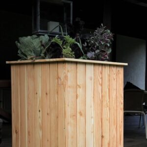 Hochbeet 60 x 60 x 100 cm aus 16 mm Lärchenholz mit Pflanzenvlies und Boden