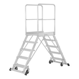 Hymer Podesttreppe fahrbar, beidseitig begehbar  2x5