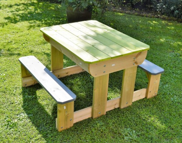 Holz Picknick Tisch mit 2 Bänken